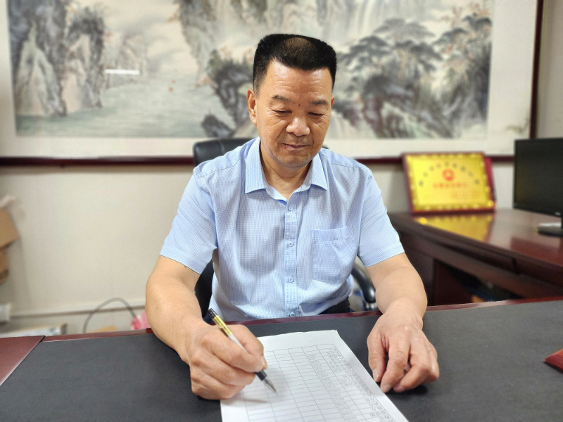 崔金亮：十六载风雨兼程公益路