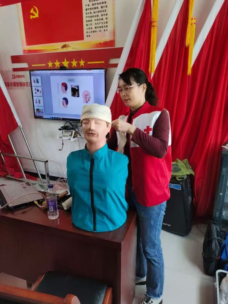 张艳美: 善聚人道力量  与红会沐光而行